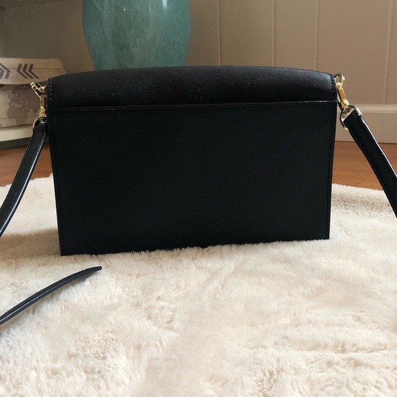 ❌SOLD❌ Kate Spade Crossbody - Picture 4 of 6